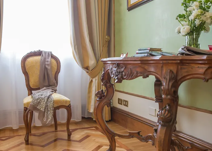 Due Torri Отель