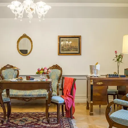 Отель Due Torri 5*