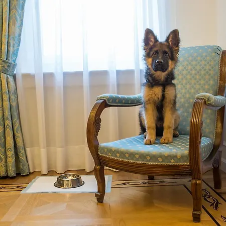 Due Torri Szálloda 5*